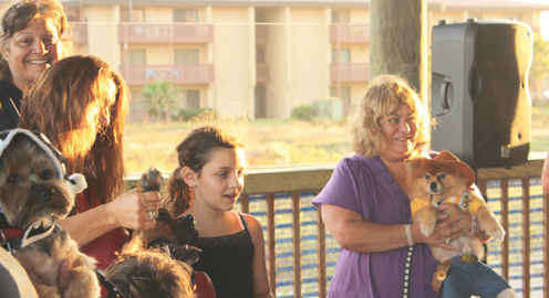 Howl-O-Ween Howl-O-Ween