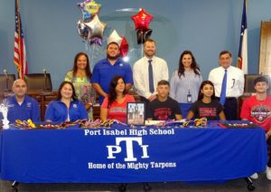 PI’s Camacho signs to UIW